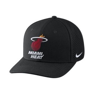 [해외] NIKE Miami Heat Nike AeroBill Classic99 [나이키모자,조던모자] Black/Pine Green (miami-heat-aerobill-classic99-unisex-adjustable-nb)