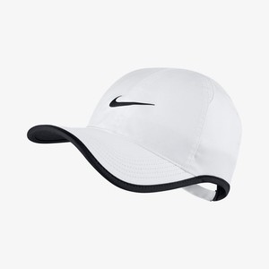 [해외] NikeCourt AeroBill Featherlight [나이키 볼캡] White/Black/White/Black (679421-100)