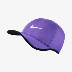 [해외] NikeCourt AeroBill Featherlight [나이키 볼캡] Psychic Purple/Black/White (679421-551)